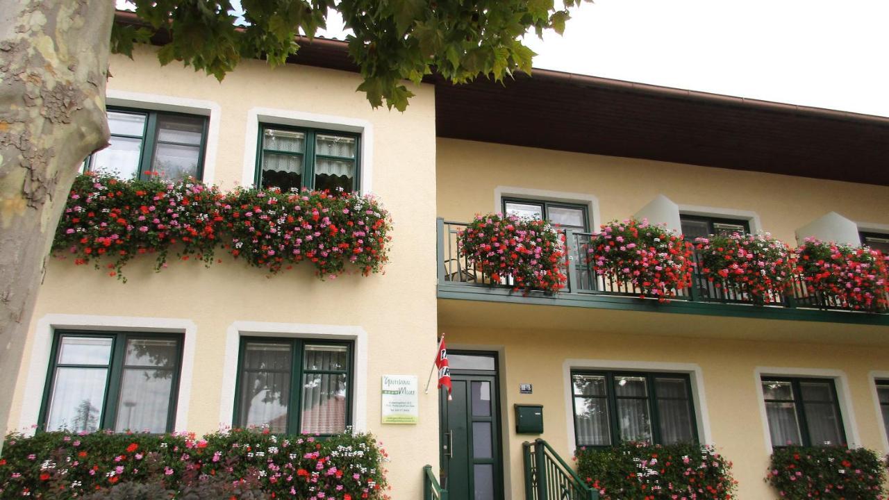 Bed and Breakfast Gastehaus Moser Podersdorf am See Exterior foto